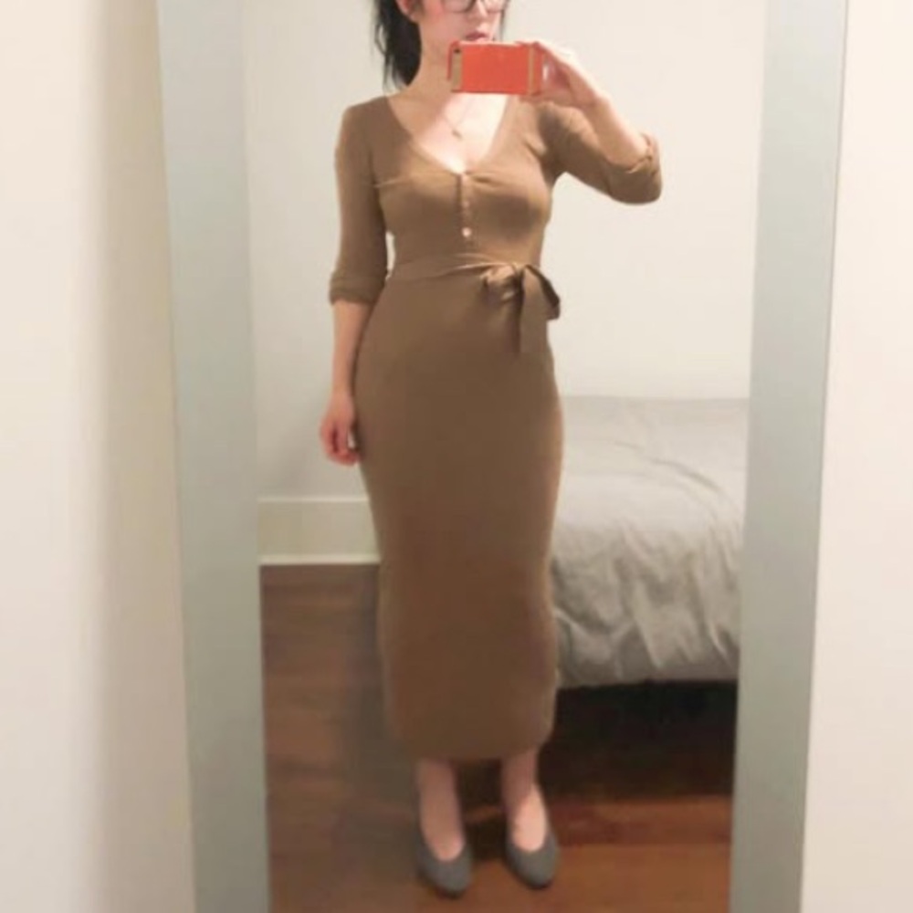 Aritzia The Group by Babaton Henley sweater belt dress beige tan size small